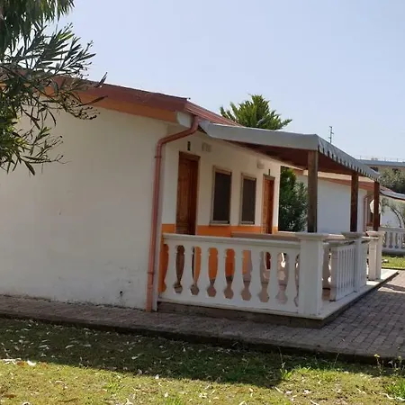 מלון Gargano Village 3*