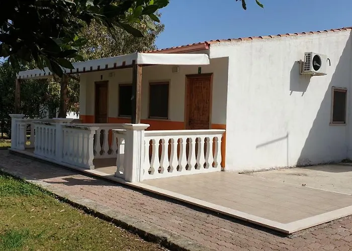 Gargano Village מלון